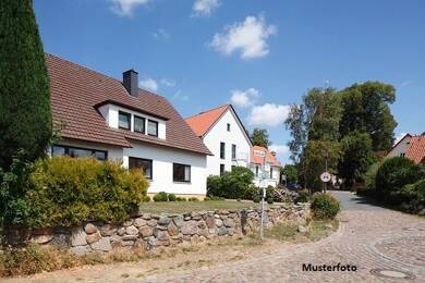 Einfamilienhaus zum Kauf 10.000 € 5 Zimmer 175 m² 860 m² Grundstück Eibau Kottmar 02739