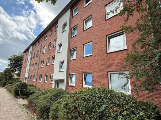 Wohnung zur Miete 443 € 3 Zimmer 65,9 m² 3. Geschoss frei ab sofort Beethovenstraße 3 Schleswig 24837