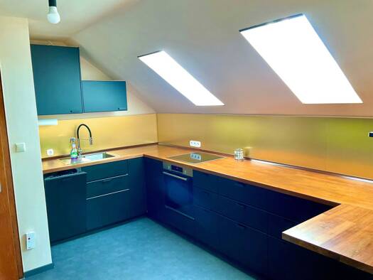 Wohnung zur Miete 850 € 3 Zimmer 100 m² 2. Geschoss frei ab 01.09.2026 Diekholzen Diekholzen 31199
