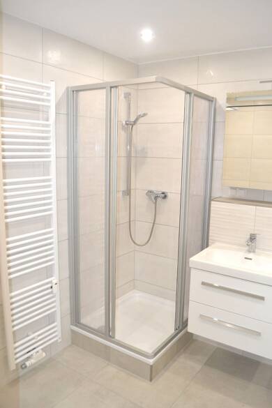 Wohnung zur Miete 1.350 € 4,5 Zimmer 96,8 m² 1. Geschoss frei ab sofort Werner-von-Siemens Allee 15 Röthenbach Röthenbach an der Pegnitz 90552
