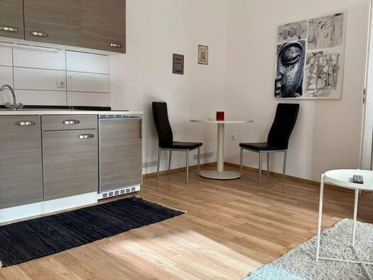 Wohnung zur Miete 800 € 2 Zimmer 45 m² EG frei ab sofort Kaiserplatz 2 Südstadt Fürth 90763
