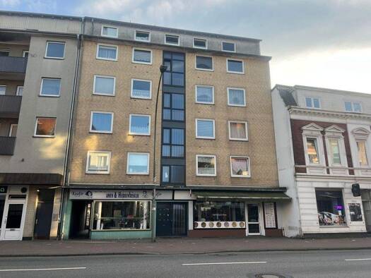 Mehrfamilienhaus zum Kauf als Kapitalanlage geeignet 1.490.000 € 820 m² 400 m² Grundstück Elmshorn 25335