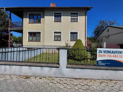 Mehrfamilienhaus zum Kauf 315.000 € 8 Zimmer 200 m² 1.144 m² Grundstück Zurndorf 2424