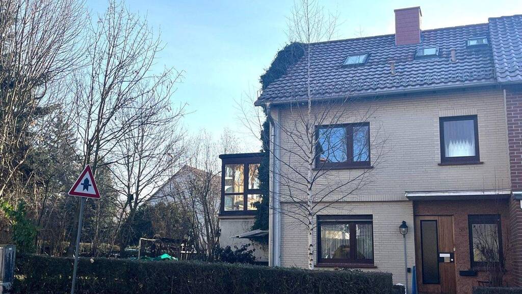 Mehrfamilienhaus zum Kauf 489.000 € 7 Zimmer 214,5 m² 512 m² Grundstück Geismar Göttingen 37085