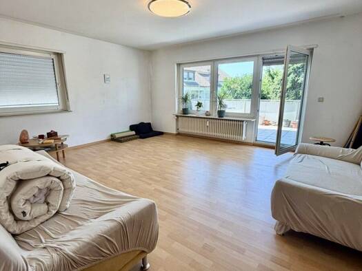 Wohnung zur Miete 700 € 3 Zimmer 87 m² 1. Geschoss frei ab 01.09.2026 St Johann Saarbrücken 66123