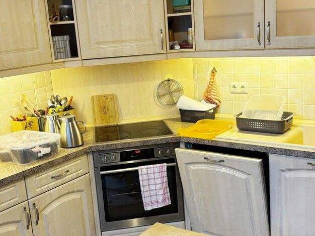 Wohnung zur Miete 1.060 € 3,5 Zimmer 85 m² 1. Geschoss frei ab 01.02.2026 Nienburger Straße 2 Peterswerder Bremen 28205