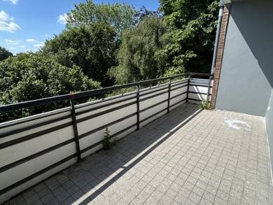 Wohnung zur Miete 649 € 4 Zimmer 96,1 m² 3. Geschoss frei ab 09.08.2025 Weichselstraße 50d Fedderwardergroden Wilhelmshaven 26388