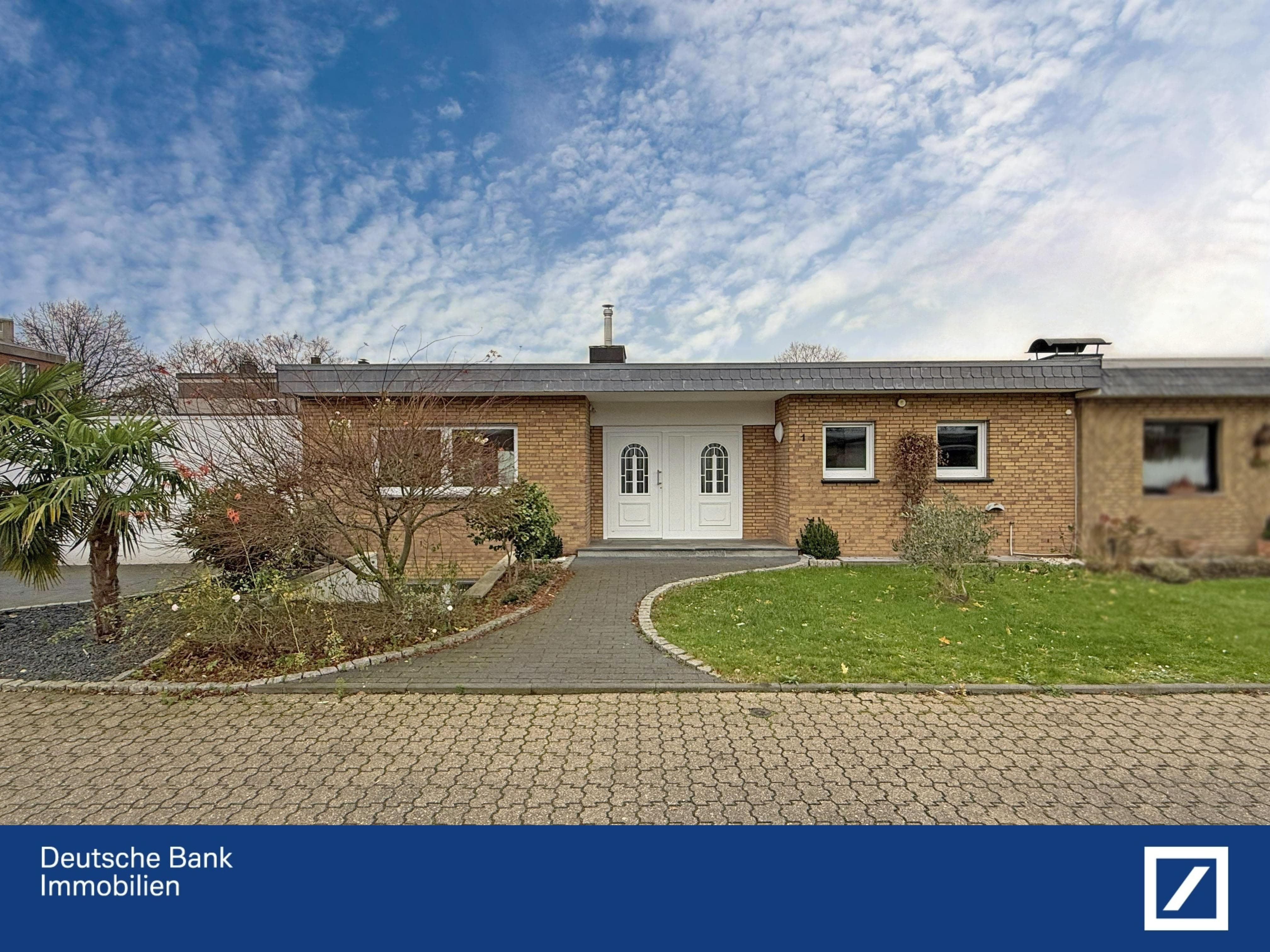 Bungalow zum Kauf 519.000 € 4,5 Zimmer 100 m²<br/>Wohnfläche 450 m²<br/>Grundstück ab sofort<br/>Verfügbarkeit Alt-Homberg Duisburg 47198