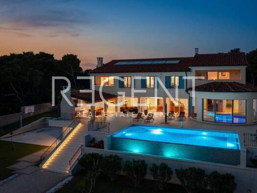 Haus zum Kauf 7 Zimmer 10 m² Šibenik