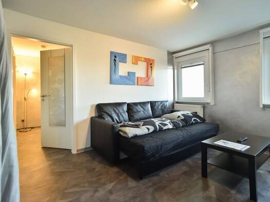 Wohnung zur Miete 950 € 2 Zimmer 39,8 m² EG Ost Stuttgart 70184