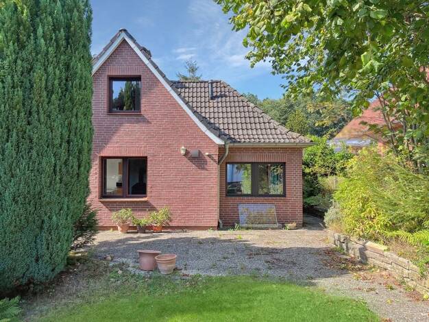 Einfamilienhaus zum Kauf 775.000 € 10 Zimmer 193 m² 977 m² Grundstück Tötensen Rosengarten 21224
