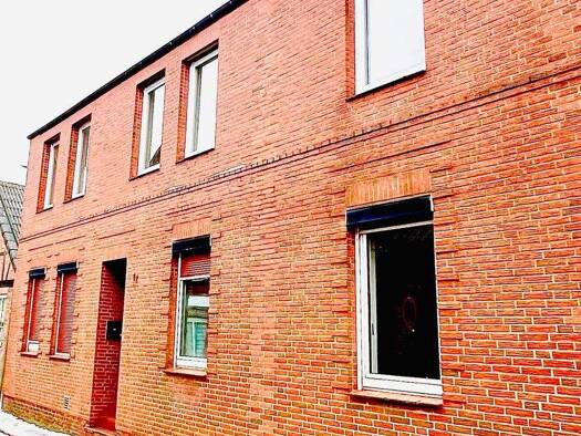 Mehrfamilienhaus zum Kauf provisionsfrei 239.000 € 10 Zimmer 280 m² 367 m² Grundstück frei ab sofort Krempe 25361