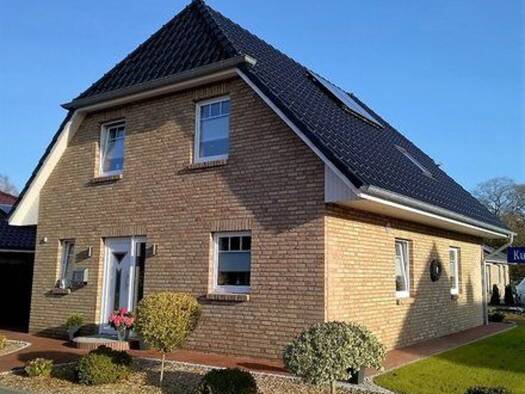 Einfamilienhaus zum Kauf 443.970 € 4 Zimmer 129 m² 734 m² Grundstück Hartenholm 24628