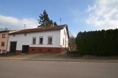 Einfamilienhaus zum Kauf 138.000 € 6 Zimmer 130 m² 320 m² Grundstück Menningerstrasse 8 Bietzen Merzig 66663