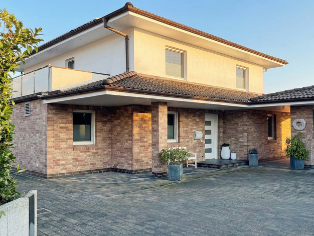 Haus zum Kauf 895.000 € 5 Zimmer 194 m² 1.090 m² Grundstück Heide 25746