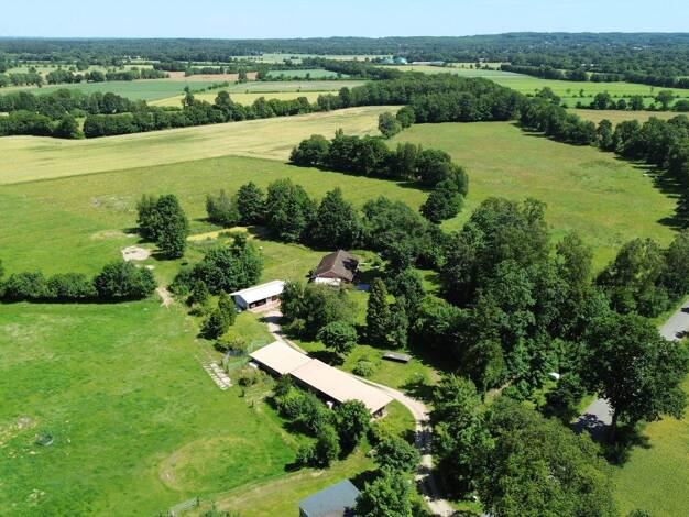 Haus zum Kauf 550.000 € 4 Zimmer 124 m² 7.567 m² Grundstück Neumünster 24539