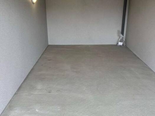 Garage zur Miete 113 € Stockerau 2000