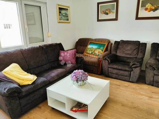 Haus zur Miete 2.000 € 7 Zimmer 250 m² Scepanje, Breznicki Hum Breznički Hum