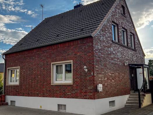 Einfamilienhaus zum Kauf provisionsfrei 349.000 € 4 Zimmer 100 m² 595 m² Grundstück frei ab 01.11.2026 Vettweiß Vettweiß 52391