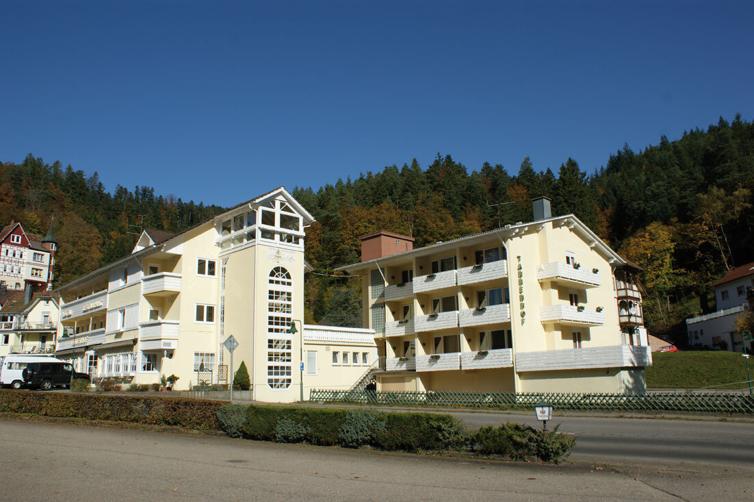 Gastronomie/Hotel zur Miete 7.000 € 1.350 m²<br/>Gastrofläche 2.206 m²<br/>Grundstück Schramberger Str. 61-63 Lauterbach 78730