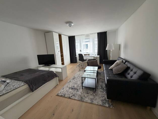 WG-Zimmer zur Miete 1.400 € 24,3 m² Geschoss 5/6 frei ab 01.08.2026 Maxvorstadt München 80333