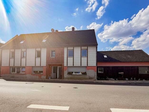 Einfamilienhaus zum Kauf 349.000 € 8 Zimmer 250 m² 591 m² Grundstück Kirchfarrnbach Wilhermsdorf 91452
