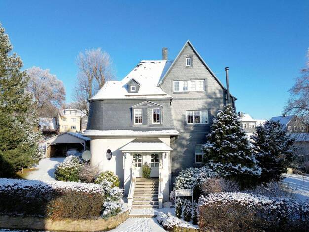 Villa zum Kauf 295.000 € 9 Zimmer 280 m² 1.045 m² Grundstück Dröbischau Königsee 07426