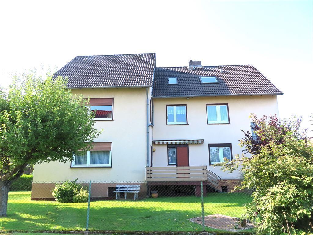 Mehrfamilienhaus zum Kauf 459.000 € 10 Zimmer 260 m²<br/>Wohnfläche 982 m²<br/>Grundstück ab sofort<br/>Verfügbarkeit Sandershausen Niestetal 34266