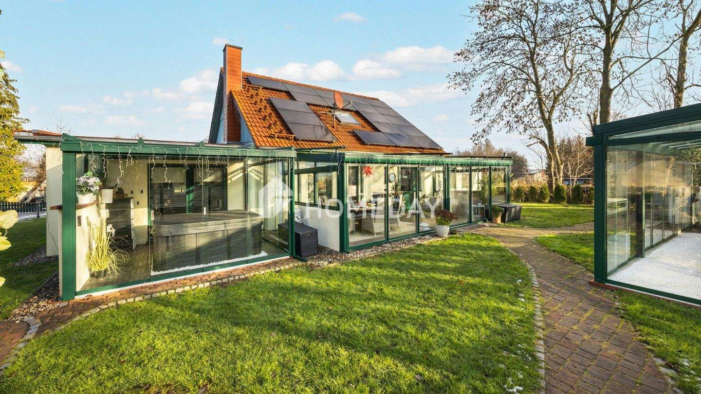 Immobilie in Baumgarten - Wohnen auf zwei Ebenen mit besonderem Außenbereich samt Whirlpool im eigenen Poolhaus - Bild 0