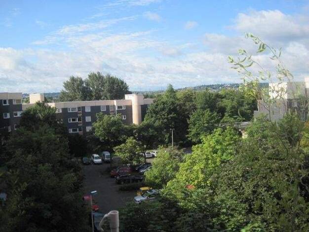 Wohnung zur Miete 986 € 3 Zimmer 82,6 m² 4. Geschoss frei ab 01.12.2025 Brieger Weg 1 Tannenbusch Bonn 53119