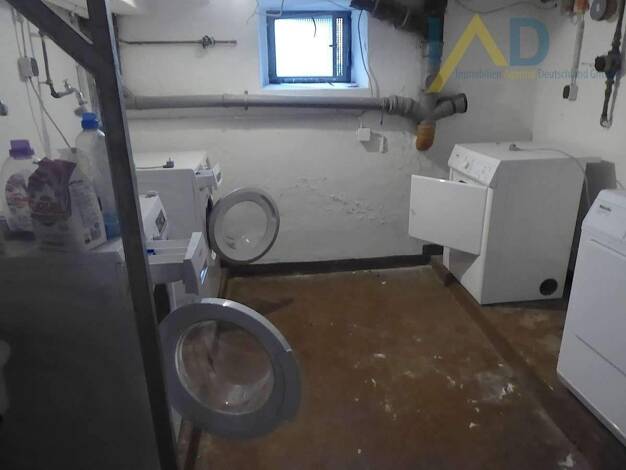 Mehrfamilienhaus zum Kauf 300.000 € 12 Zimmer 284 m² 802 m² Grundstück Sessenhausen 56244