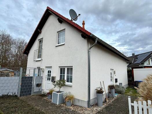 Einfamilienhaus zum Kauf 649.000 € 6 Zimmer 145 m² 428 m² Grundstück frei ab 01.06.2026 Badorf Brühl 50321