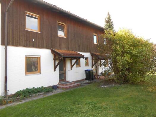 Doppelhaushälfte zum Kauf 349.000 € 5 Zimmer 120 m² 379 m² Grundstück Tacherting Tacherting 83342