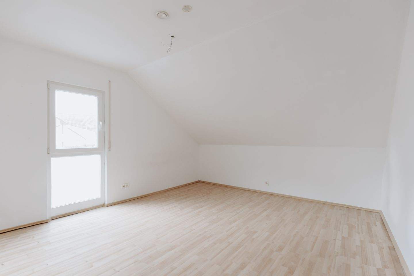 Immobilie in Ferschweiler - Ihr Traumhaus für die ganze Familie - Geräumiges Einfamilienhaus mit Garten - Bild 3