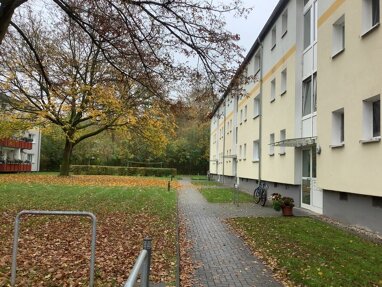 Wohnung zur Miete 580 € 3 Zimmer 63,9 m² frei ab 23.11.2024 Brüder-Grimm-Ring 69 Alt Moisling / Genin Lübeck 23560