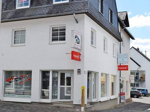 Wohn- und Geschäftshaus zum Kauf als Kapitalanlage geeignet 636.000 € 469 m² 364 m² Grundstück Dierdorf 56269