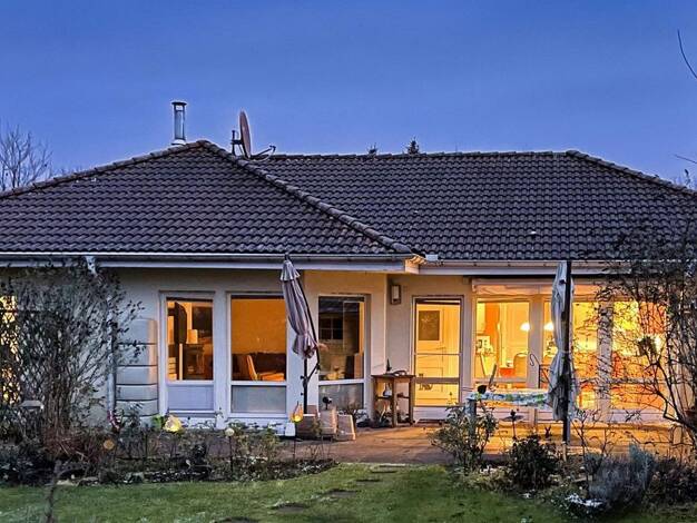 Bungalow zum Kauf provisionsfrei 550.000 € 5 Zimmer 153 m² 998 m² Grundstück Schwante Oberkrämer 16727