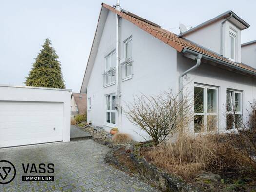 Doppelhaushälfte zum Kauf 575.000 € 5 Zimmer 130 m² 275 m² Grundstück Oedheim 74229