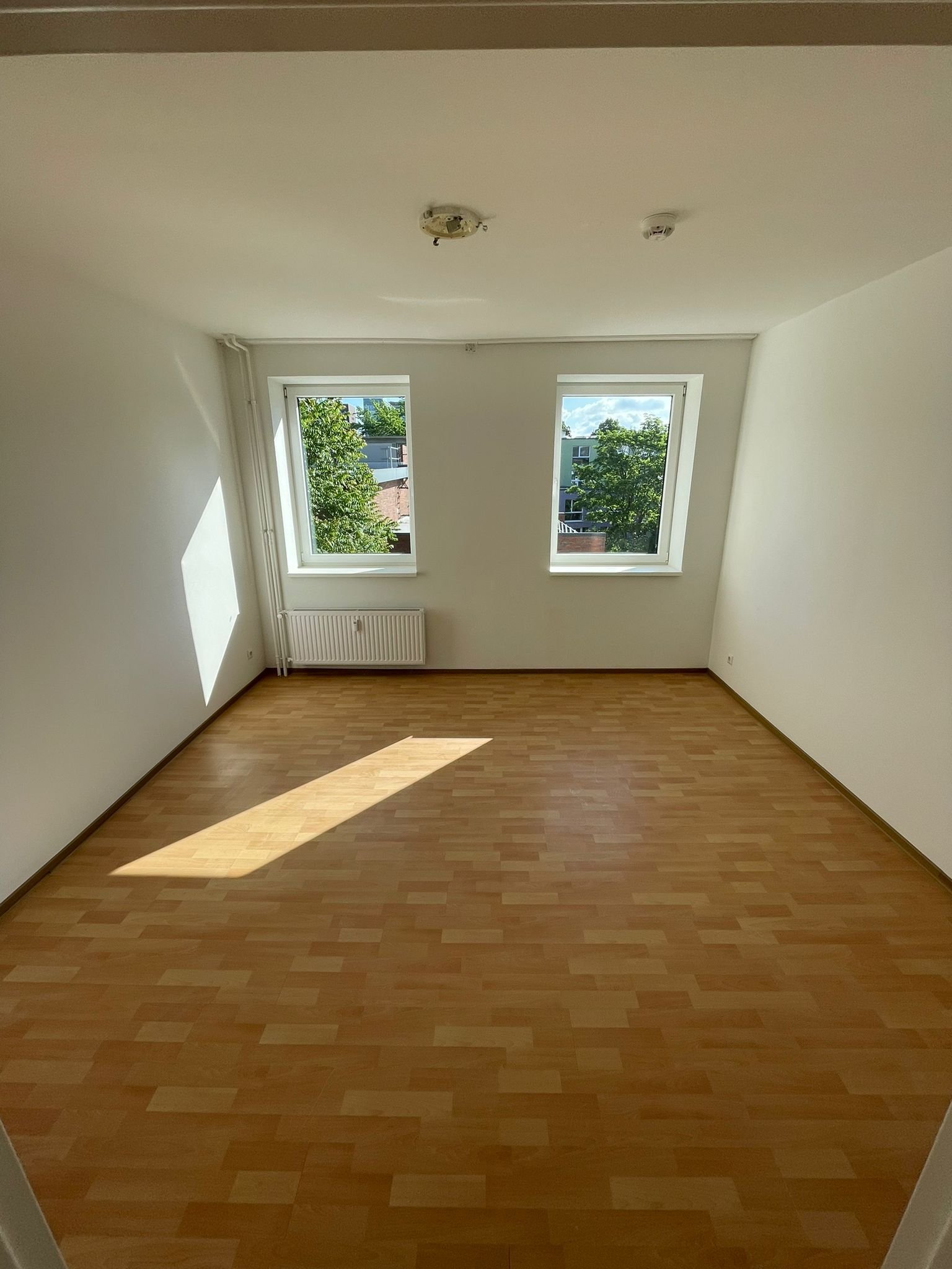 Wohnung zur Miete 820 € 2 Zimmer 50 m²<br/>Wohnfläche 3.<br/>Geschoss ab sofort<br/>Verfügbarkeit Lindenstraße 16 St.Georg Hamburg 20099