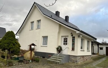 Einfamilienhaus zum Kauf 299.000 € 5 Zimmer 210 m² 2.000 m² Grundstück frei ab sofort Sarmstorf Sarmstorf 18276