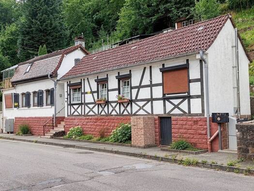 Einfamilienhaus zum Kauf 259.000 € 5 Zimmer 136 m² 1.136 m² Grundstück Sattelmühle Esthal 67468