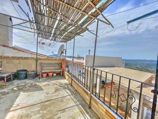 Villa zum Kauf 140.000 € 4 Zimmer 116 m² Canillas de Aceituno 29716