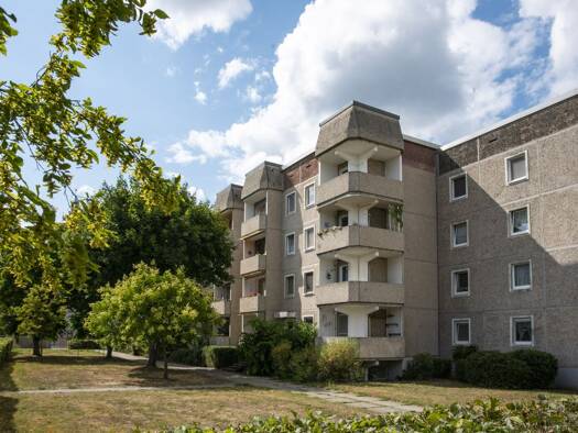 Wohnung zur Miete 590 € 4 Zimmer 81,4 m² 3. Geschoss frei ab 01.01.2027 Am Lustgarten 7 Innenstadt Dessau-Roßlau 06844