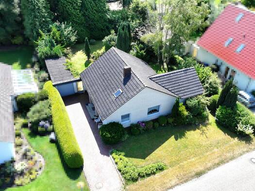 Einfamilienhaus zum Kauf 339.000 € 3 Zimmer 109,5 m² 850 m² Grundstück Ofenerfeld Wiefelstede 26215