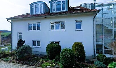 Wohnung zum Kauf 82.500 € 3 Zimmer 67,3 m²<br/>Wohnfläche EG<br/>Geschoss Burkhardtsdorf Burkhardtsdorf 09235