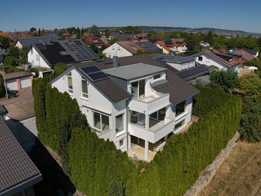 Einfamilienhaus zur Miete 3.990 € 10 Zimmer 315 m² 589 m² Grundstück Nebringen Gäufelden 71126