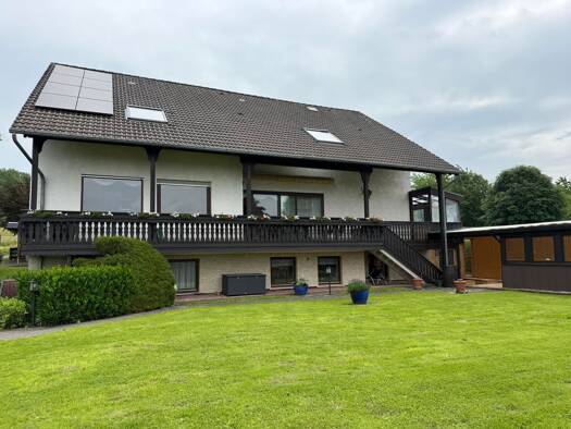 Einfamilienhaus zum Kauf 415.000 € 8 Zimmer 245,6 m² 1.374 m² Grundstück Escherode Staufenberg 34355