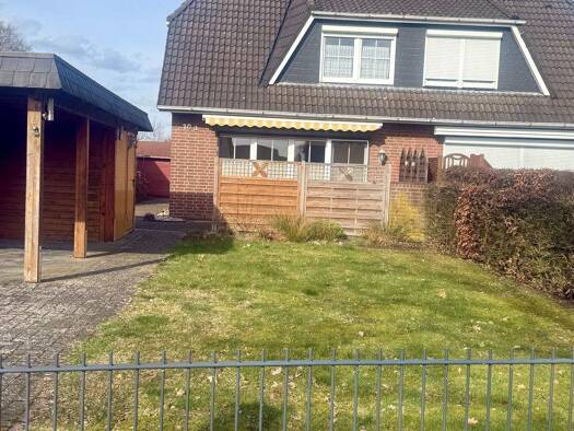 Wohnung zum Kauf 190.000 € 3 Zimmer 100 m² frei ab sofort Hambergen 27729