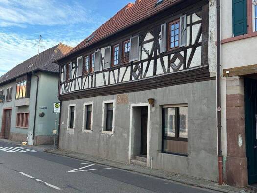 Einfamilienhaus zum Kauf 499.990 € 12 Zimmer 310 m² 537 m² Grundstück frei ab sofort Großkarlbach 67229