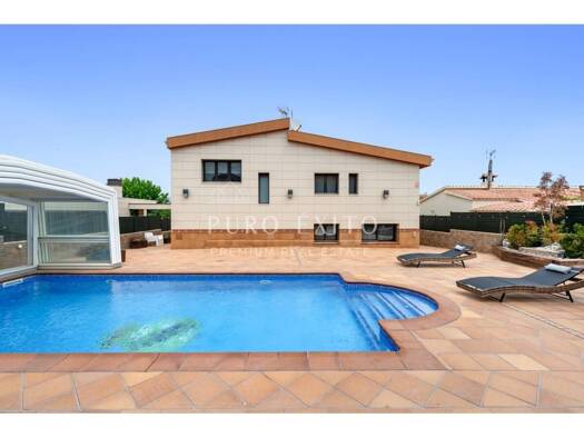 Villa zum Kauf 575.000 € 4 Zimmer 286 m² 643 m² Grundstück Santa Oliva 43710